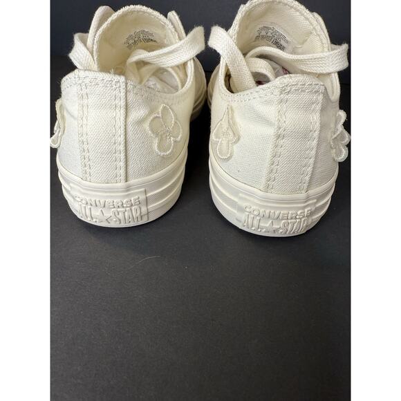 Converse Chuck Taylor All Star Low Top '3D Flowers' Embroidered Cream Off White - Picture 3 of 9